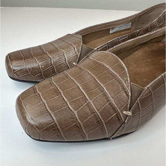 Vionic Dolores Loafers Womens Size 10 Tan Croco Embossed Slip On Shoes - Picture 10 of 12